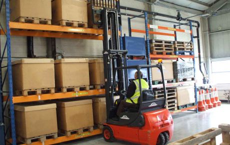 1_1489091731_Forklift-training-courses-at-the-training-centre.JPG